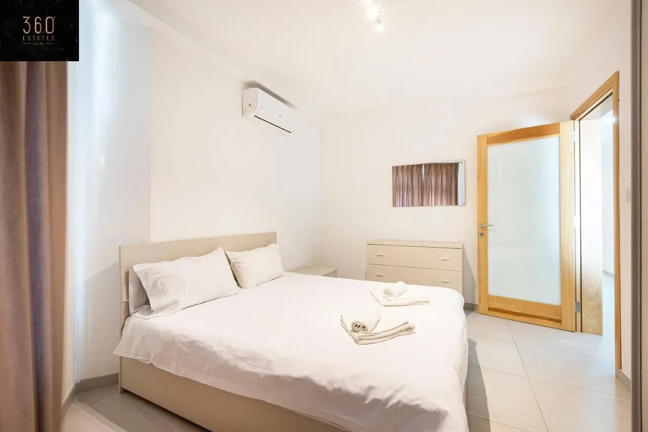 Prime Location - Living Suites - Swieqi By 360 Estates Is-Swieqi Apartment